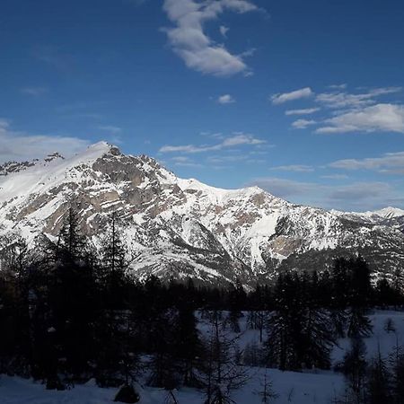 Skis Aux Pieds Station 1600 Sun Vallee Puy-Saint-Vincent Exterior photo